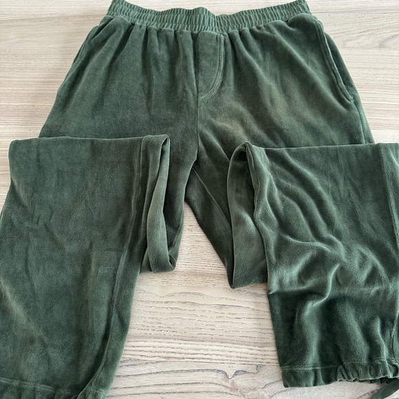 Suzi Kondi Pants - Suzie Kondi unisex velour dunmore Green Joggers for men and women size small